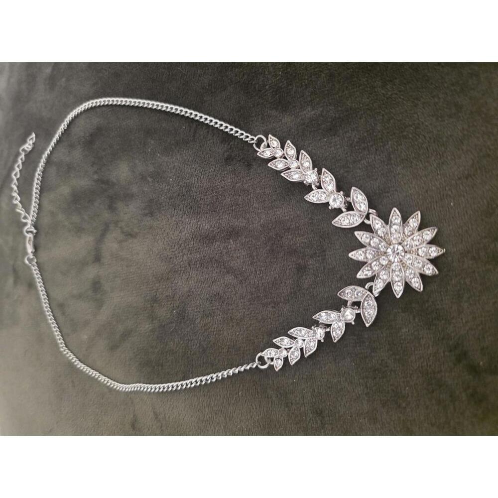 Vintage Silver Tone Rhinestone Statement Necklace – Floral & Leaf Design